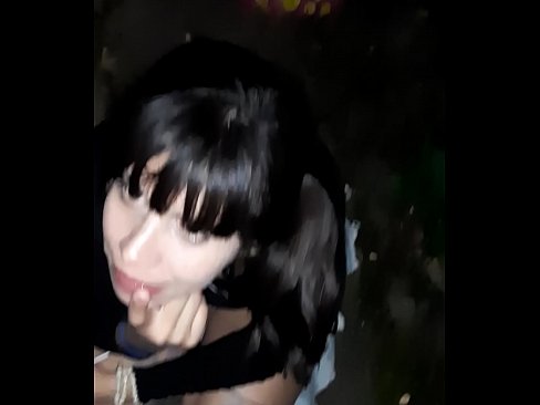 ❤️ Tänaval paisunud peenise vastu kommi eest ❤️❌ Pornovideo at us ☑